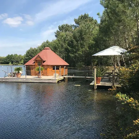 Campsite Domaine De Lann Hallat Plougoumelen