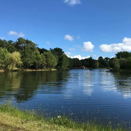Domaine De Lann Hallat Campsite *