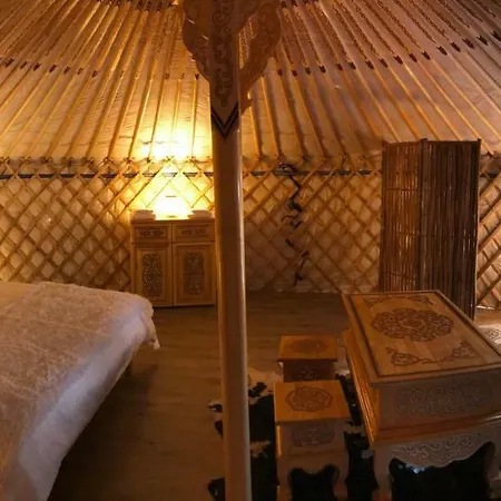 Domaine De Lann Hallat Campsite *